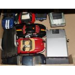 Mixed lot of mainly 1;18 scale toy vehicles