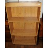 Pine effect bookcase with three shelves, 72 x 126cm