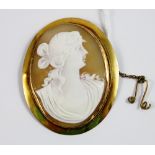 9ct gold framed cameo brooch with safety chain