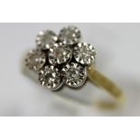 9ct gold seven stone diamond daisy cluster ring, size J