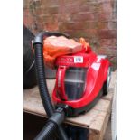 Hoover bagless 1800w cylinder vacuum cleaner with tools