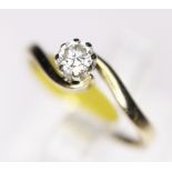 SOLITAIRE RING. 9ct gold 0.25ct diamond solitaire ring, size L/M