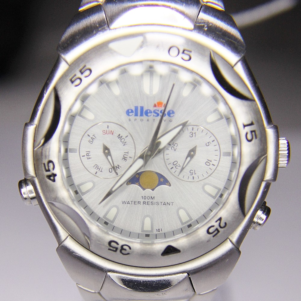 ELLESSE WRISTWATCH. Gents Ellesse stainless steel wristwatch