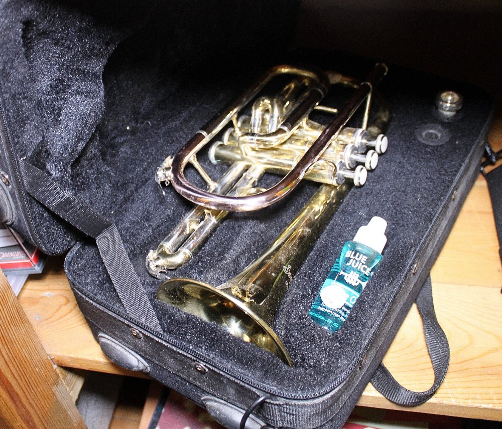 Cased Sonatra CR701 brass trumpet and accessories