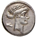 Roman coins Republic - Pomponia – Q. Pomponius Musa (66 a.C.) Denario - Testa di Apollo a d. -  R/