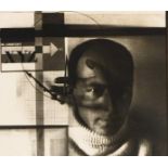 Künstlerphotographie - - Lissitzky, El. Drei Original-Photographien. Neuabzüge vom Glasnegativ für
