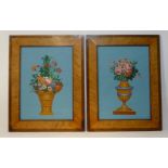 PAIRES DE PAPIERS PEINTS ENCADRES "VASES FLEURIS" Papiers peints polychromes encadrés Epoque