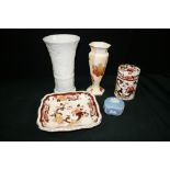 WEDGEWOOD/ MASONS - A collection of 4 pi