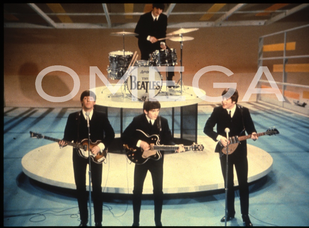 THE BEATLES - 16 original slides of The - Image 2 of 7