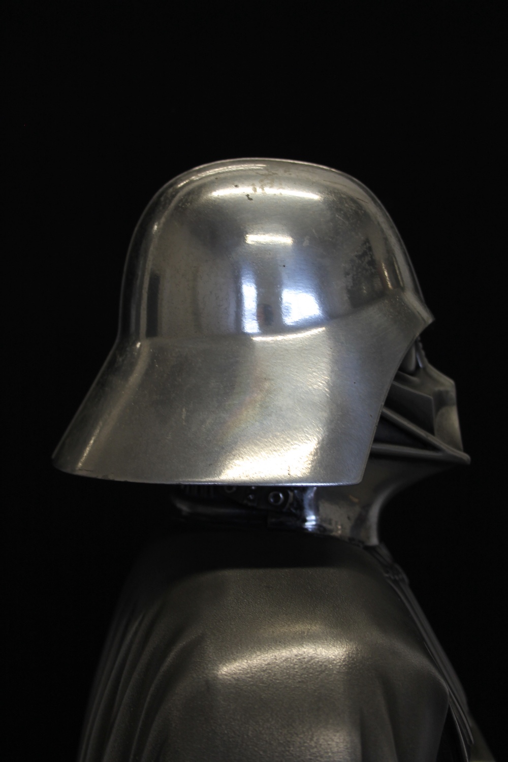 STAR WARS SIGNED SCULPTURE - Darth Vader metallic sculpture by Compulsion Gallery, - Image 6 of 8