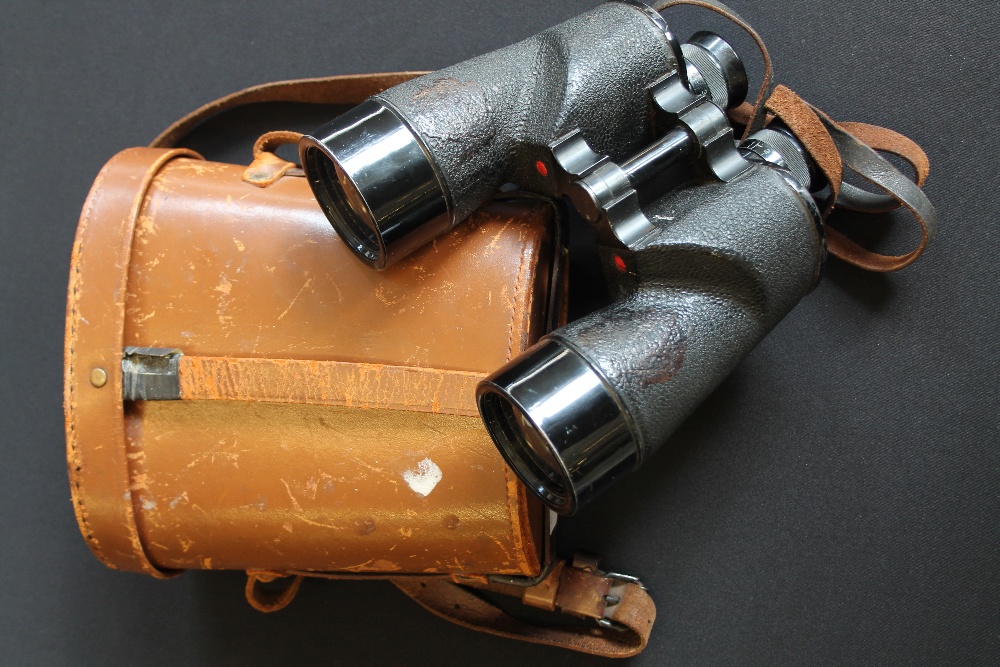 BINOCULARS - A pair of Military issue REL CANADA 1944 binoculars 7 x 50, in original leather case,