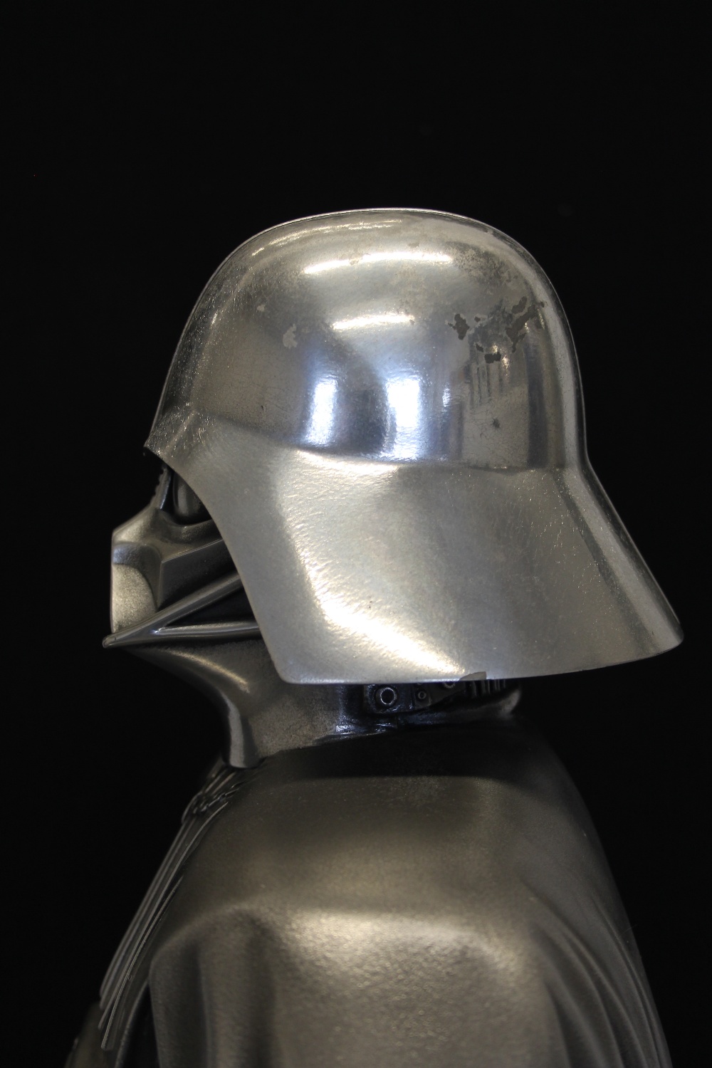 STAR WARS SIGNED SCULPTURE - Darth Vader metallic sculpture by Compulsion Gallery, - Image 5 of 8