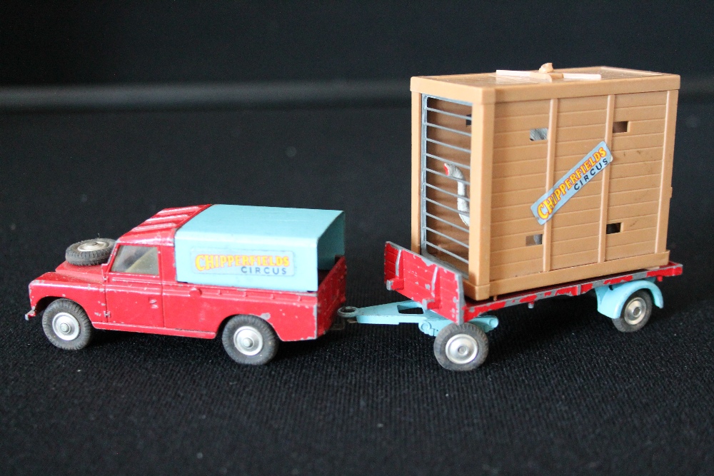 CHIPPERFIELDS CORGI - an unboxed Chipperfields Circus Land-rover with Elephant Cage on trailer - Image 2 of 2