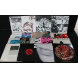 INDIE/ALTERNATIVE - Great collection of 30 x LP's and 12" to include rare titles.