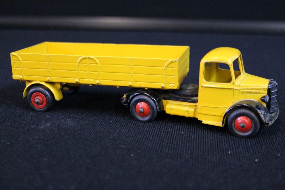 DINKY TOYS - a collection of 3 boxed Dinky die cast toy vehicles to include a 255 Mersey Tunnel - Image 5 of 7