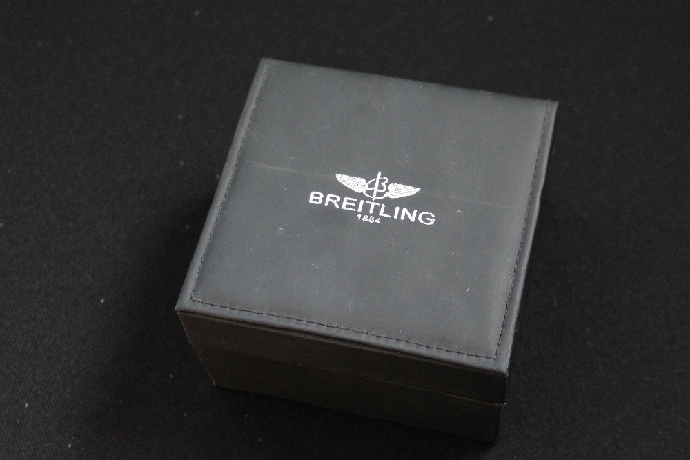 REPLICA BREITLING WATCH - a replica Flying B Breitling watch for Bentley No. - Image 3 of 3