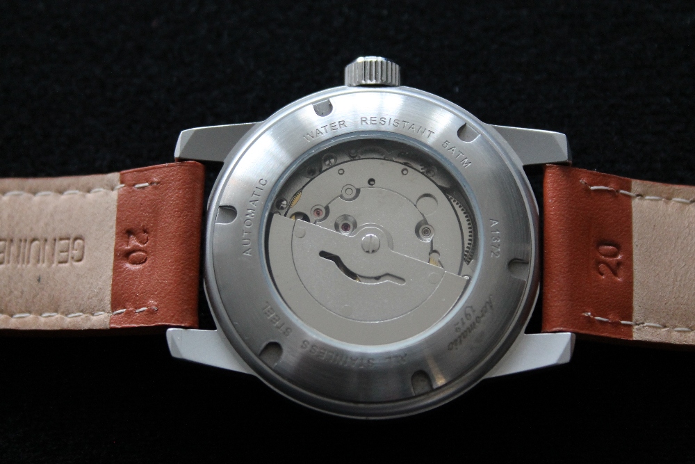 AEROMATIC 1912 - an Aeromatic 1912 A1372 watch with automatic 22 jewels movement and brown leather - Image 3 of 3