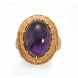 ANELLO, MARIO BUCCELLATI, IN ORO GIALLO, AMETISTA E DIAMANTIal centro un'ametista cabochon con