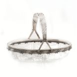 CESTINA, PARIGI, FINE SECOLO XIX, ARGENTIERE HENRI LAPEYRE  di forma ovale in cristallo decorato a