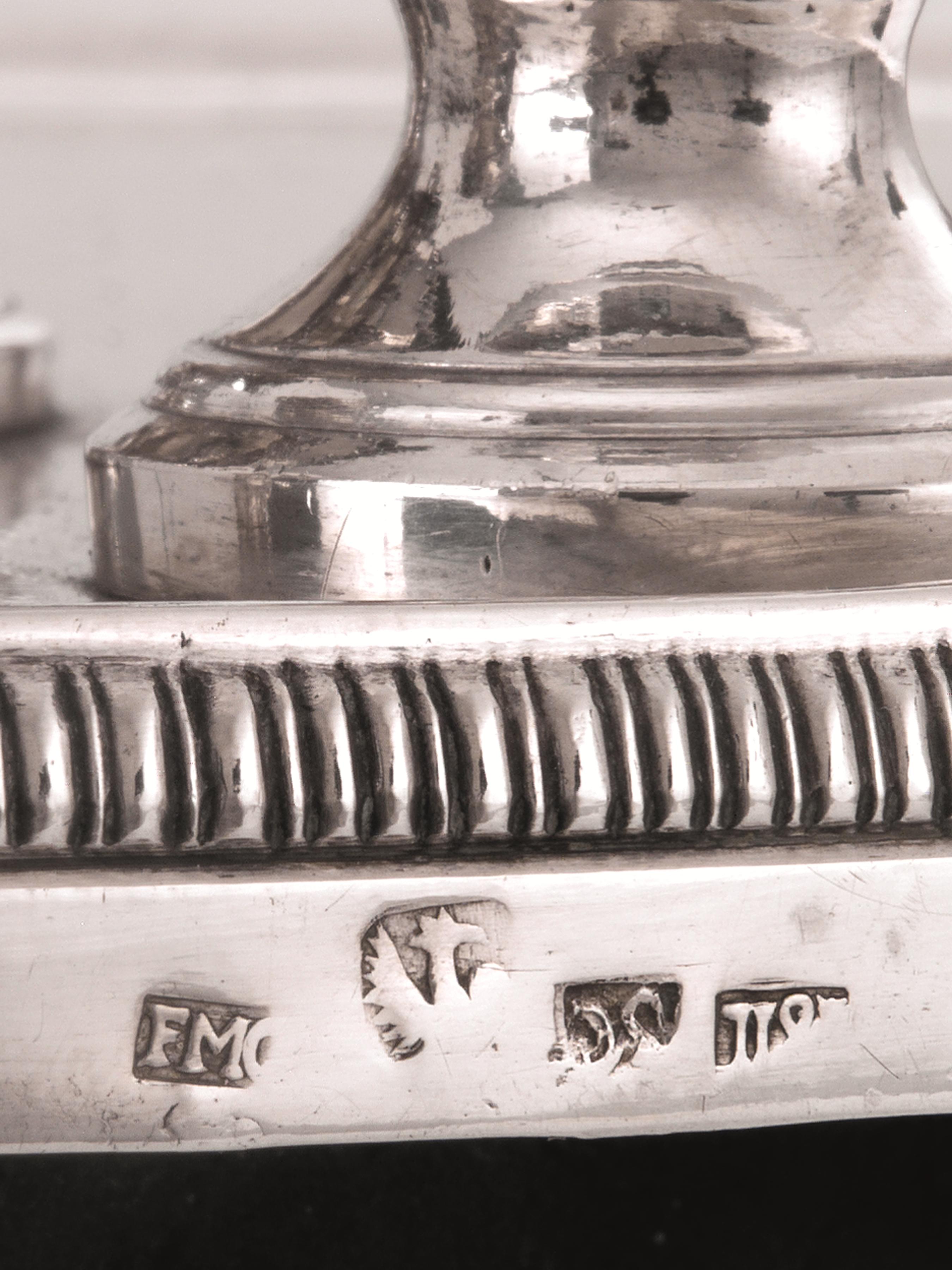 CALAMAIO, PALERMO, FINE SECOLO XVIII, CONSOLE SALVATORE CALASCIBETTA in argento, base ovale - Image 2 of 2