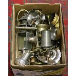 A box of various metalware to include si