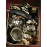 A box of miscellaneous and metalwares to