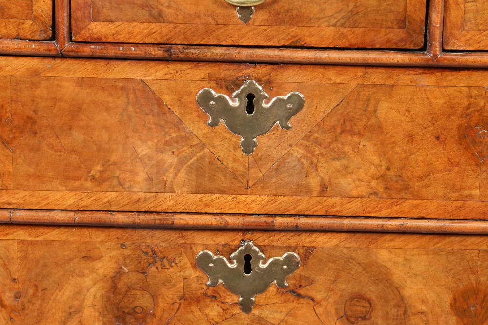 A Queen Anne figured walnut chest on chest. With concealed drawer to the moulded frieze, - Image 4 of 5