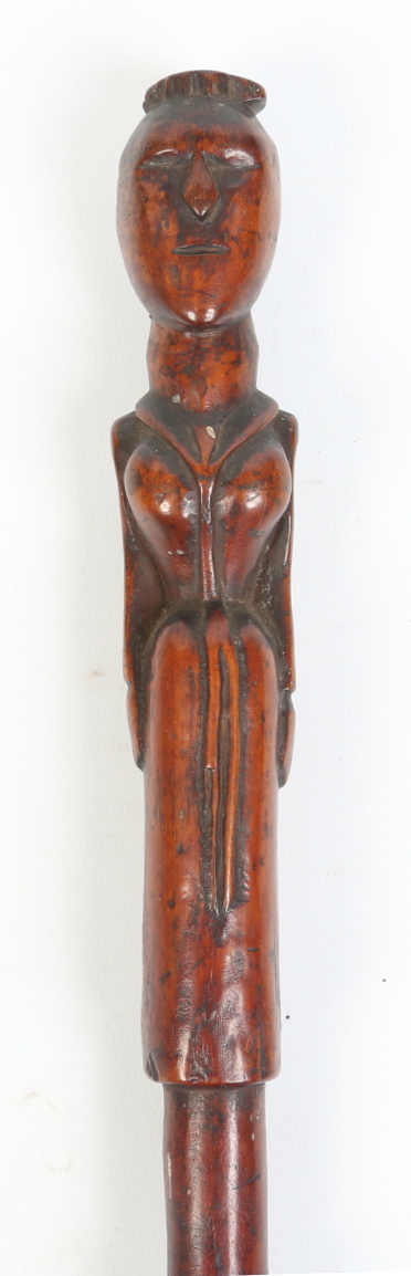 An African carved hardwood staff with wirework grip and carved to the top with a female figure in - Image 2 of 7