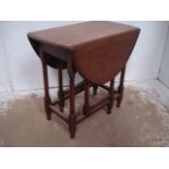 Oak Oval Drop Leaf Gate Leg Dining Table on Turned Legs