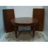 Victorian Oak Wind Out Circular Dining Table with Two Extra Leaves & Reeded Legs Stamped Joseph