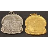 TWO NATIONALE SOCIETES DE BELGIQUE Federation Des D'Aviculture medals, one gilt metal on silver