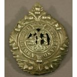 AN ARGYLL AND SUTHERLAND HIGHLANDER CAP BADGE. CONDITION: Good