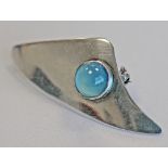 A SMALL GROUP OF SCANDINAVIAN 925 STERLING JEWELLERY comprising a stylised brooch by Max