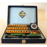 Trix Twin Railway OO gauge Basset-Lowke scale model: a 4-6-2 locomotive No.4472 'Scotsman' with