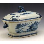 Chinese blue and white tureen painted in the willow pattern, and an associated cover decorated