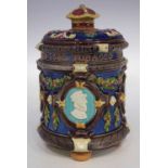 Wedgwood tobacco jar  with internal press cover, the rim reading 'Introduced by Sir Walter Raleigh