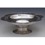 Silver footed bowl, Barker Bros, Chester 1926, the pierced well with a lobed rim, diameter 27cm,