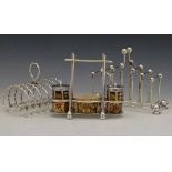 Daniel & Arter EPNS toast rack in the style of Christopher Dresser, No. G8020, length 19.5cm; a