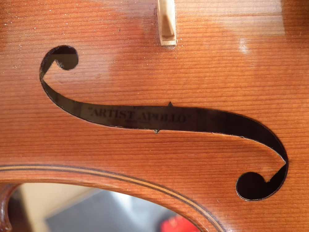 Rushworth and Dreaper Violin, labelled 'Artist Apollo Style 12' and dated 1924, with two piece - Image 8 of 18