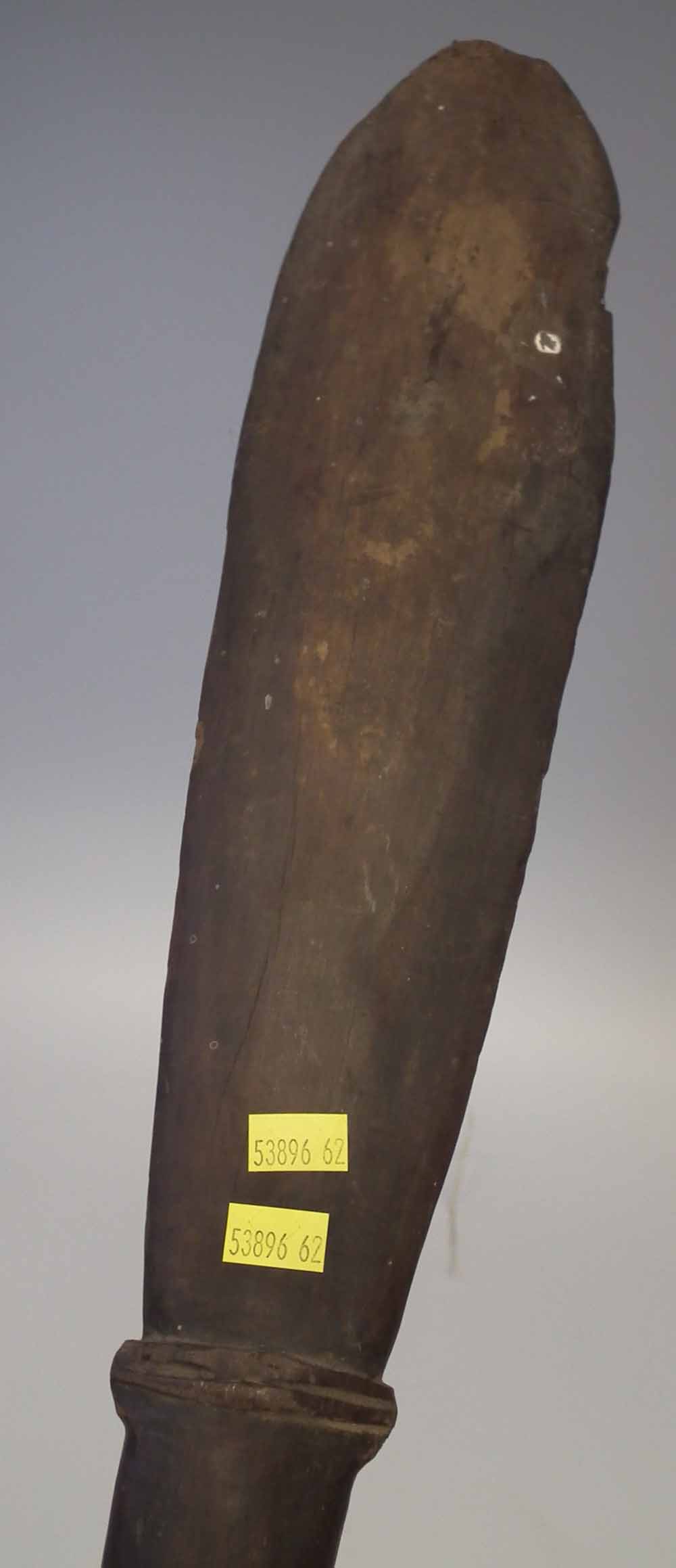 Polyenesian paddle war club probably Tongan, carved from dence hardwood, with square section grip - Image 6 of 11