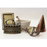 Pestle & Mortar, copper mull, brass picture frame etc. Condition report: see terms and conditions