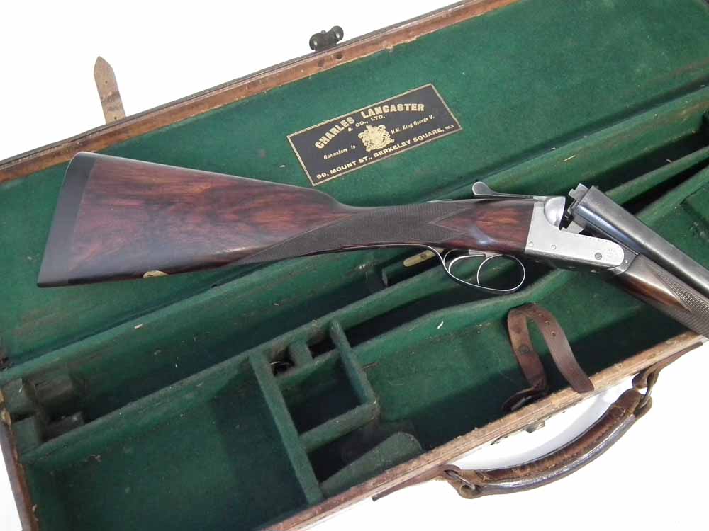 12 bore box lock ejector side by side shotgun, serial number 14181, with sleeved 28 inch barrels, - Image 6 of 12