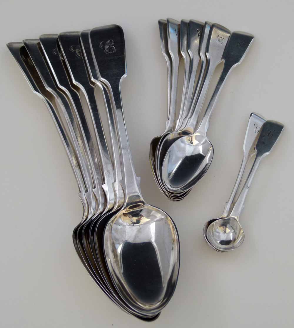 Victorian silver fiddle pattern flatware: six table spoons, seven teaspoons, two mustard spoons,