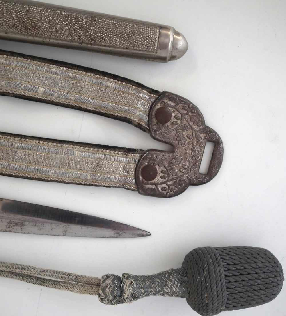 German WW2 Third Reich Army dagger, the blade stamped A.W. Jr. Solingen, with ivorine grip, belt - Image 2 of 11