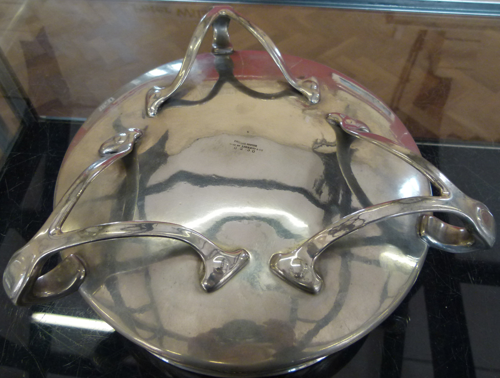 English Pewter made by Liberty & Co fruit bowl, 0230, after the design of Archibald Knox, overall - Image 3 of 4