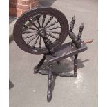 19th century spinning wheel. Condition report: see terms and conditions