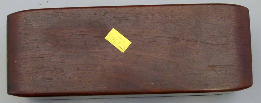 Victorian gentleman's mahogany and brass travelling toiletry box with shaped recesses for a - Image 7 of 13