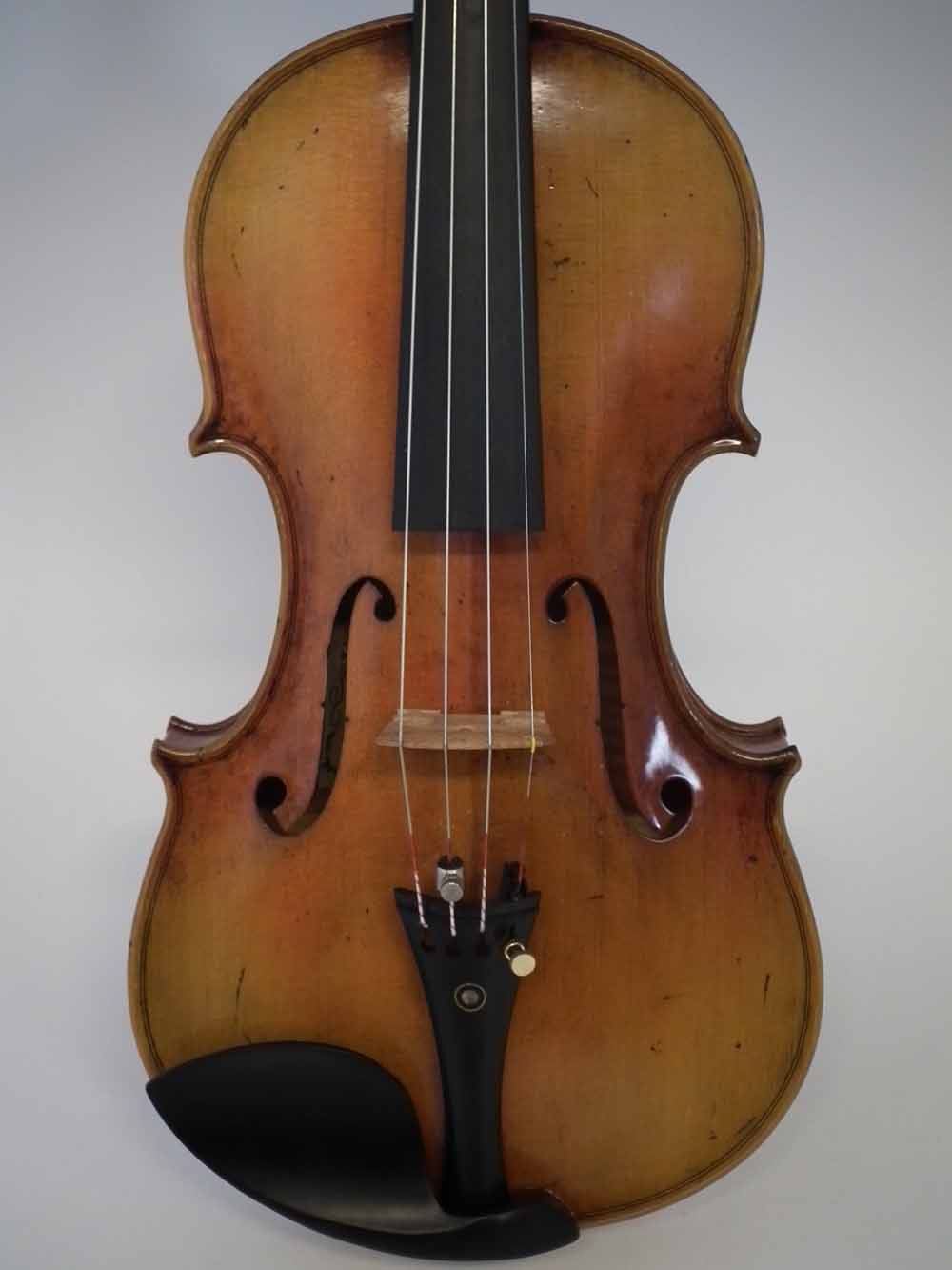 Liu Xi workshops Violin, with two piece lightly flamed back and aged golden orange varnish, with two - Image 2 of 12