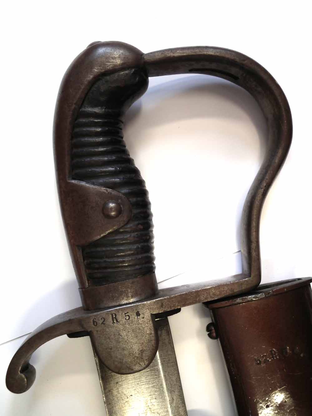 1796 pattern Light Cavalry Sabre, with matching scabbard both stamped '62 R 5 6' the blade - Image 4 of 13