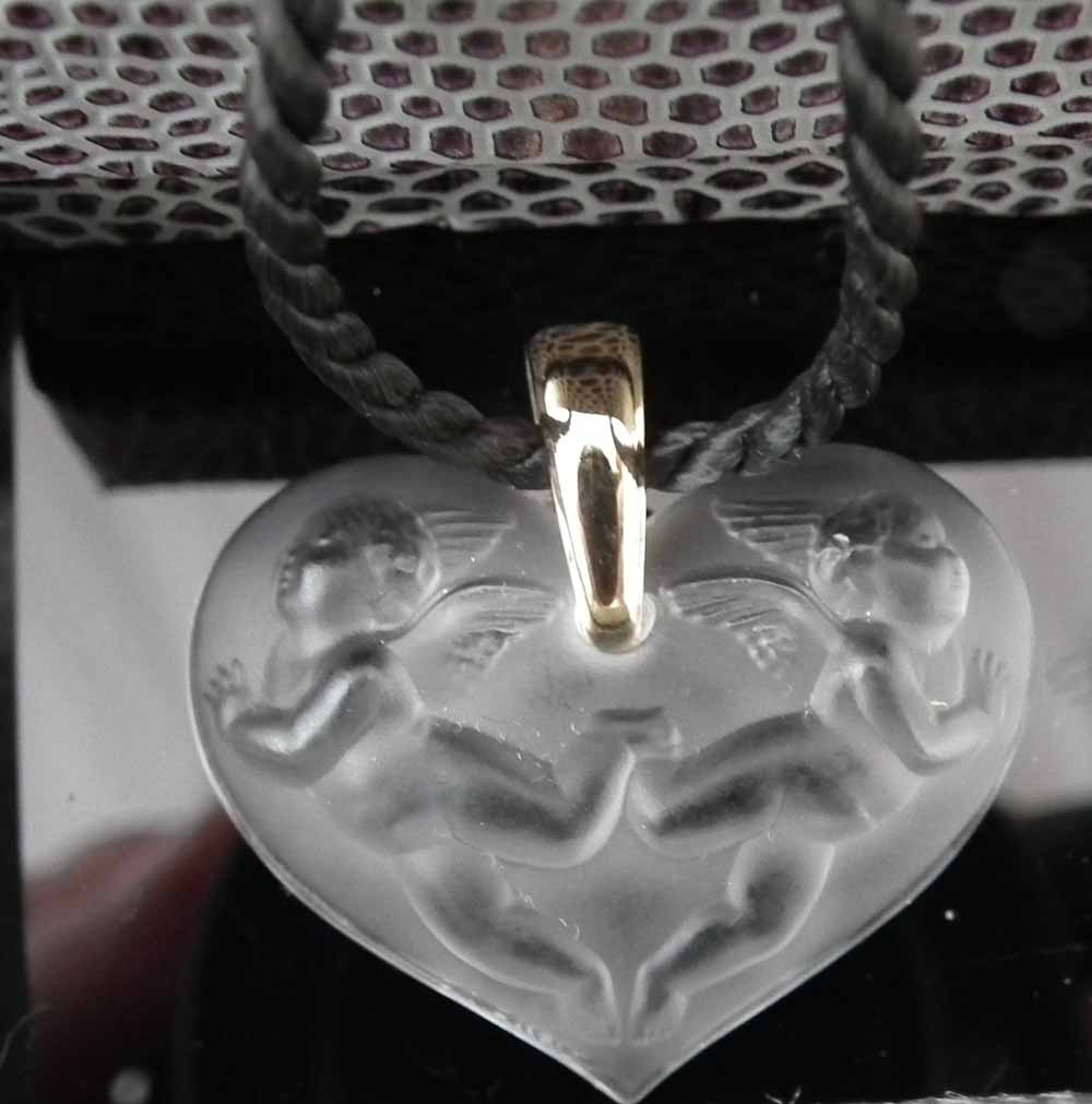Two Lalique boxed necklaces, modelled as a Star of David, the other with two cherubs, also two other - Image 3 of 5